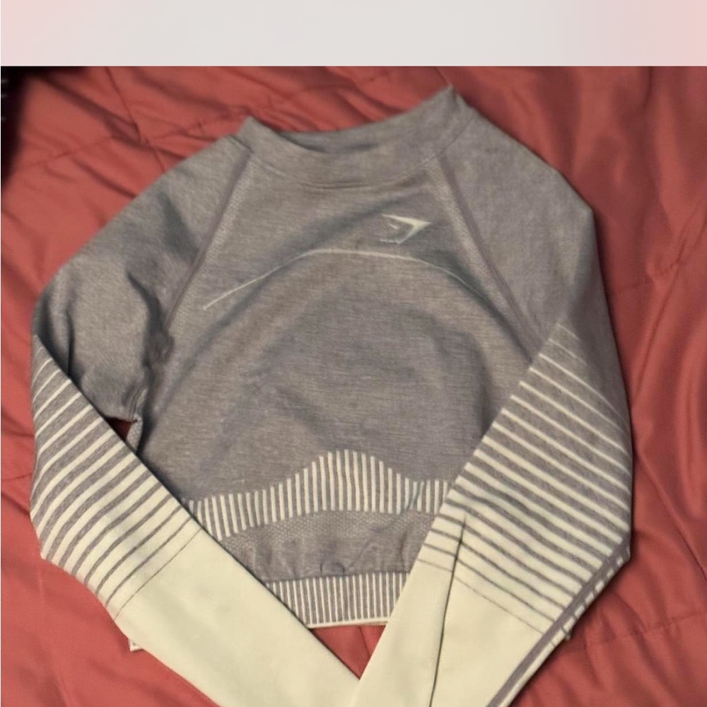 Gymshark Gray and White Crop Top